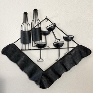 Metal Wine Bottles & Glasses Wall Decor